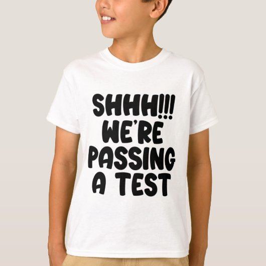 2022年のテスト日おもしろいにPingテストを実行し教えた Tシャツ (正面)