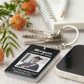 2022年パーソナライズされた卒業フォトのブラッククラス キーホルダー (正面右)