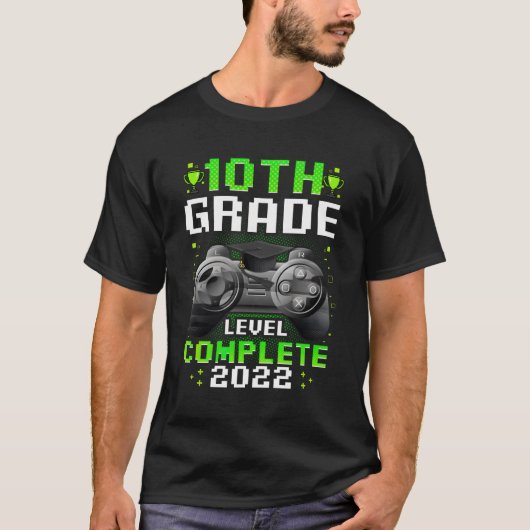 2022年卒業ビデオゲーム完了10等級 Tシャツ (正面)