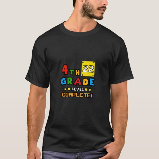 2022年卒業2022年卒業4年生 Tシャツ (正面)