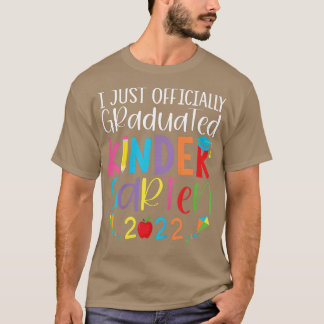 2022年幼稚園を卒業 Tシャツ