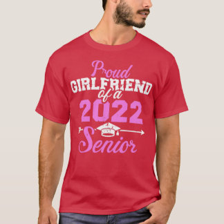 2022年誇りを持ったの卒業クラスのガールフレンド Tシャツ