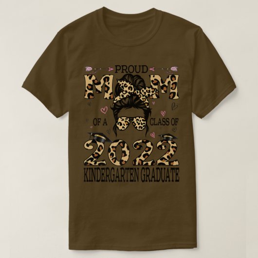 2022年誇りを持った幼稚園の卒業生の母 Tシャツ (デザイン正面)
