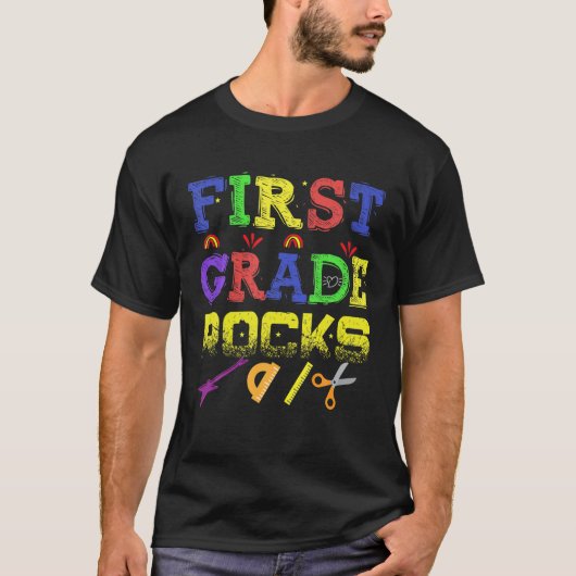 2022年1月1日Schに戻る1年生の岩 Tシャツ (正面)