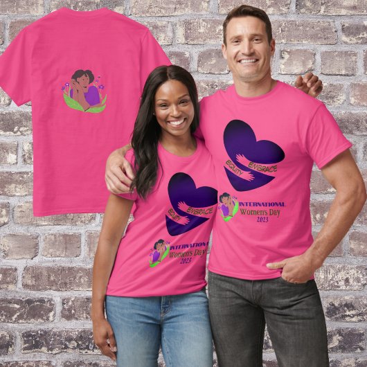 2023国際的年の女性の日「エクイティを受け入れる」 Tシャツ