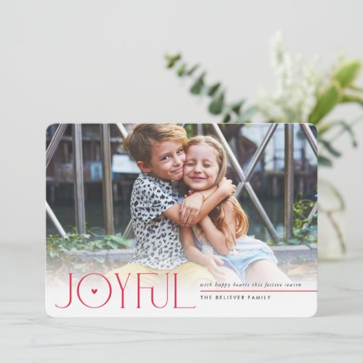 2023家族の写真の子供たちモダンうれしそうなハート赤 案内状 (スタンド正面)