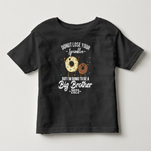 2023年お兄さんになるドーナツ トドラーTシャツ