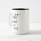 2023年に債務免除を実現する金融独立の2つのトーン ツートーンマグカップ (正面左)