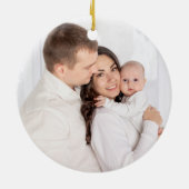 2023年の初の家族のパーソナライズされたクリスマスフォト セラミックオーナメント (裏面)