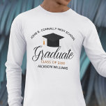 2023年カスタム卒業長袖 Tシャツ<br><div class="desc">このトレンディーカスタムのシニア卒業ロングスリーブTシャツは、2023年のクラスの高校や学名の下でシックなブラックタイポグラフィを特徴としている。カスタマイズ卒業記念で卒業した可愛いキュロ読ストの下で素晴らしの名前と年。高校生向けの記念の長袖ティー・ギフト。</div>