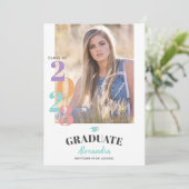 2023年クラス写真パステルティール(緑がかった色)卒業パーティー 招待状 (スタンド正面)