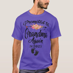 2023年再び祖母に昇進し、すぐに新しいグランになる Tシャツ