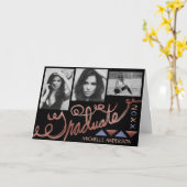 2023年卒業写真コラージュバラ金ゴールドタイポグラフィ カード (黄色い花)