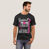 2023年卒業Mの女性シニアママ誇りを持ったクラス Tシャツ (正面フル)