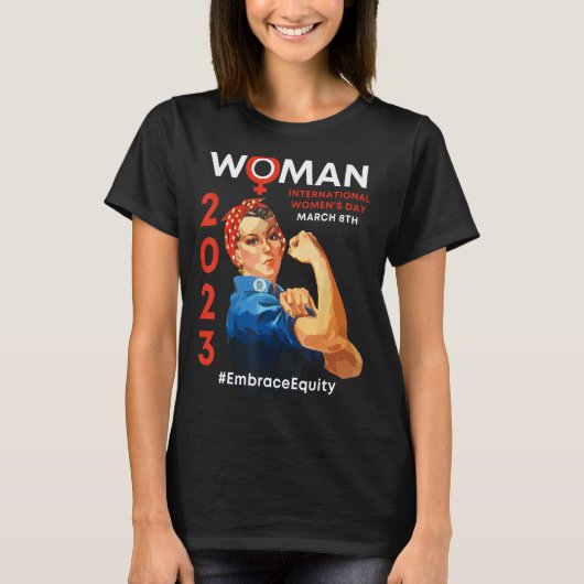 2023年国際的女性デーを受け入れる Tシャツ (正面)
