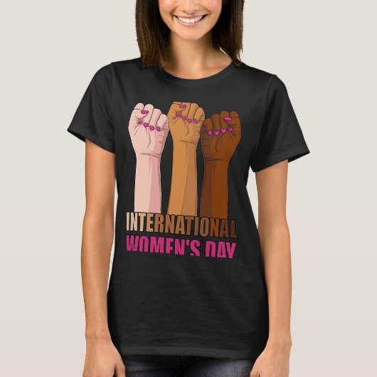 2023年国際的女性デー男女共同参画ブレア Tシャツ (正面)
