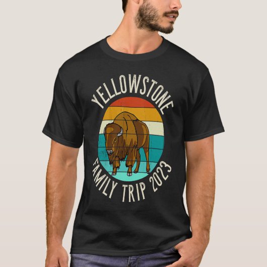 2023年家族旅行 バイソン イエローストーン Tシャツ (正面)
