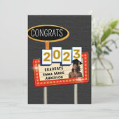2023年度卒業おめでとう ブラック＆ホワイト レトロ ビルボード 案内状 (スタンド正面)