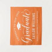 2023年度卒業生 オレンジ色の卒業おめでとう タペストリー (正面)