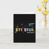 2023年度担任の皆さん、学校最後の日だ！私たち卒業生はもうここから出ていくぜ カード (黄色い花)