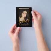 2023年度 エレガントゴールドスクリプトの卒業招待状 チラシ (手)