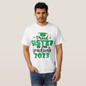 2023年誇りを持った卒業おもしろいグリーンのSISTER Tシャツ (正面フル)