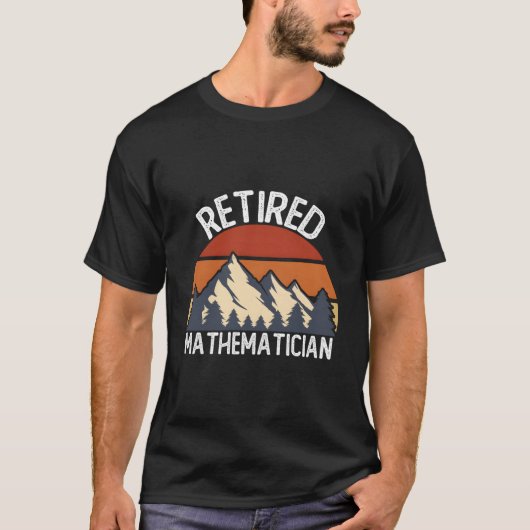 2023年退職おめでとう 数学者 Tシャツ (正面)