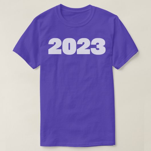 2023白色文字ミニマルタイポグラフィ Tシャツ (デザイン正面)