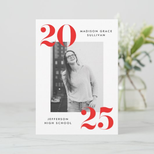 2023赤はっきりしたレタリング写真卒業パーティー 招待状 (スタンド正面)