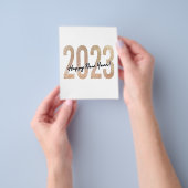 2023黄金の輝きを持つ新年の幸せな文字。 チラシ (手)