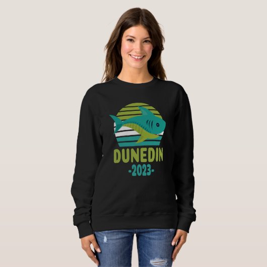 2023 Dunedin Florida Shark スウェットシャツ (正面フル)
