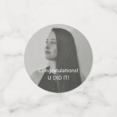 2024エレガント年モダン卒業クラス、写真3枚 コンフェッティ (スモール正面)