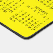 2024カレンダー黄色の背景 デスクマット (コーナー)