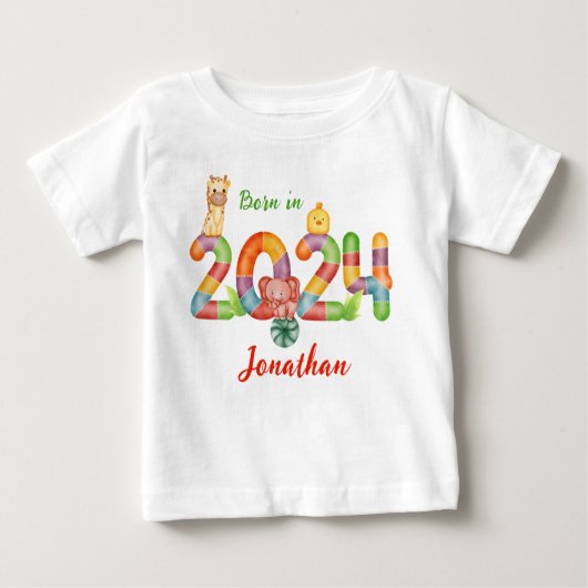 2024パーソナライズされた年の赤ん坊の生まれ贈り物 ベビーTシャツ (正面)