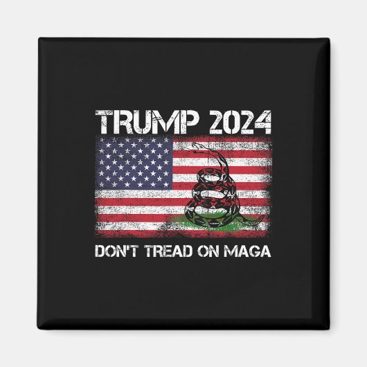 2024マグアアメリカ米国国旗のヘビを踏まない マグネット (正面)