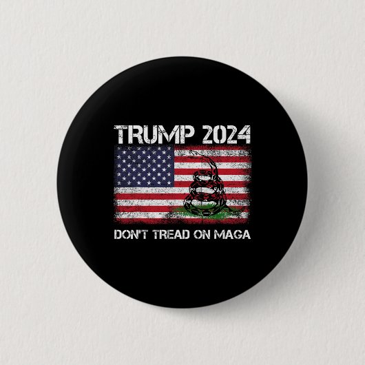 2024マグアアメリカ米国国旗のヘビを踏まない 缶バッジ (正面)