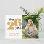 2024写真卒業手書きタイポグラフィ 招待状 (スタンド正面)