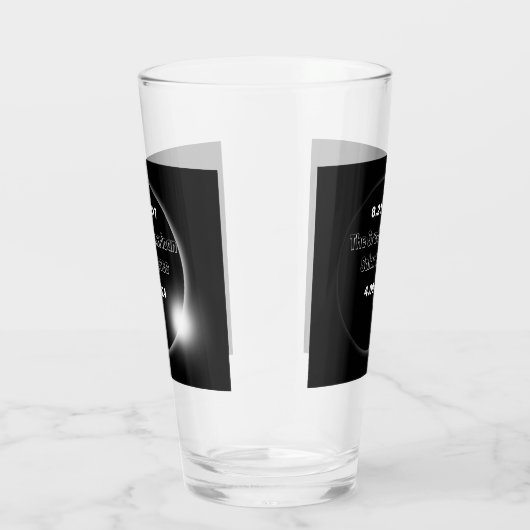 2024年および2017年の二重日食太陽の タンブラーグラス (右)