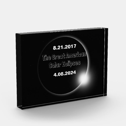 2024年と2017年の二重日付の皆既日食 フォトブロック (左)