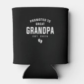 2024年に素晴らしおじいちゃんに昇進 缶クーラー (裏面)