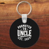 2024年のおじさんに昇進2024年の妊娠アナウンス1日 キーホルダー (裏面)