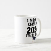 2024年のクラスで卒業した コーヒーマグカップ (正面右)