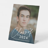 2024年のスクリプトクラスの卒業へようこそ 台座サイン (正面)