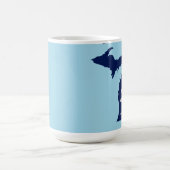 2024年のミシガンブルーの反転 コーヒーマグカップ (中央)