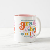 2024年の卒業パーティーのみ ツートーンマグカップ (正面右)