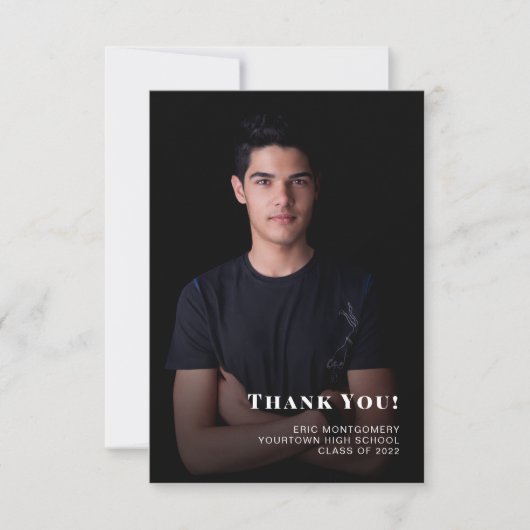 2024年の少年の卒業式のクラスありがとう写真 サンキューカード (正面)