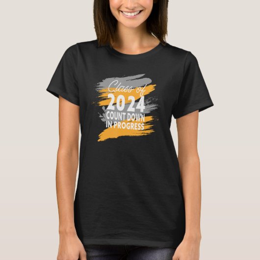 2024年の最初の日クラスの進行中のカウントダウンGra Tシャツ (正面)