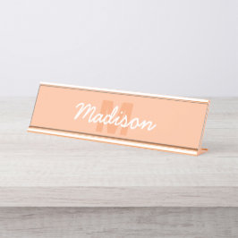 2024年の桃の色とカスタムモノグラム名 デスクネームプレート