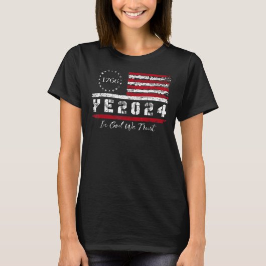 2024年の神に私たちは1776を信頼する Tシャツ (正面)
