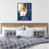 2024年のGraduate Navy Photoへのおめでとうモダン キャンバスプリント (インサイチュ (寝室))